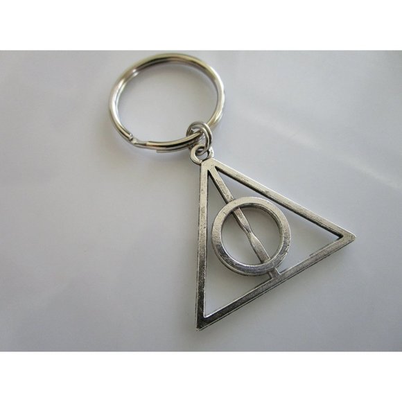 Silver tone Fantasy Wizard triangle circle charm - harry wizard key chain charm - Picture 5 of 5